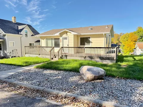 308 2nd St SE, Pelican Rapids, MN 56572