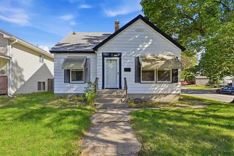 1255 6th Ave S, South Saint Paul, MN 55075