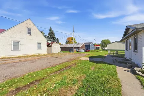 Exterior - 218 Cedar St S, Grey Eagle, MN 56336 photo 4 of 4