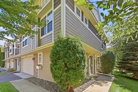 Exterior - 2169 Cedar Grove Trl, Eagan, MN 55122 photo 2 of 6