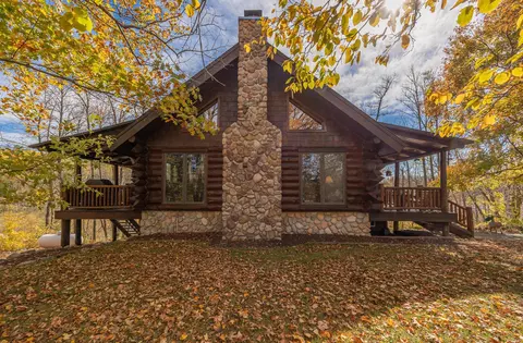 2967 Diamond Crest Rd NE, Longville, MN 56655