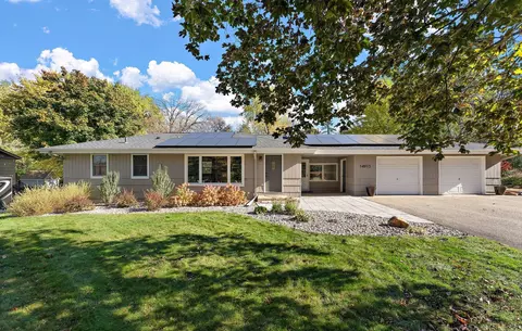 14913 Sharon Ln, Burnsville, MN 55306