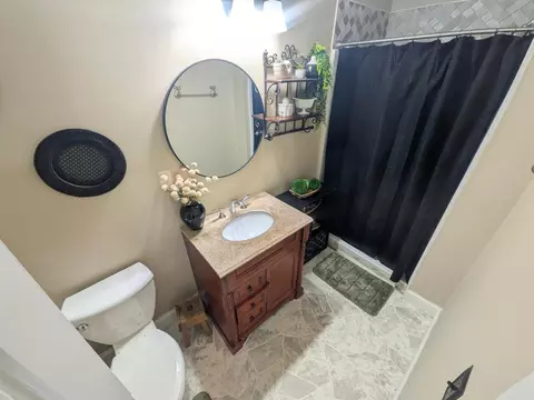 Bath - 1133 Miller Ave, Windom, MN 56101 photo 1 of 1