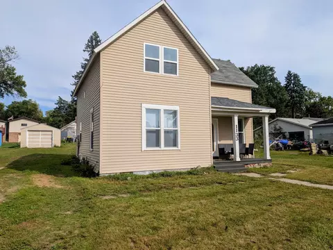 Exterior - 1133 Miller Ave, Windom, MN 56101 photo 2 of 2