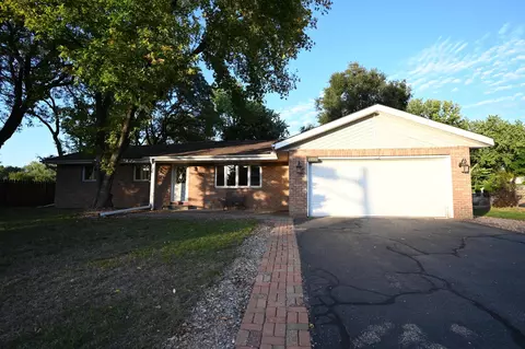13201 Irving Ave S, Burnsville, MN 55337