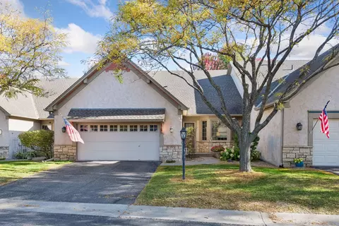 8395 Rosewood Dr, Chanhassen, MN 55317