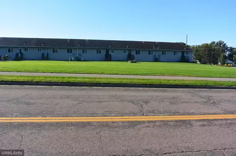 804 First St E, Glencoe, MN 55336 photo 2