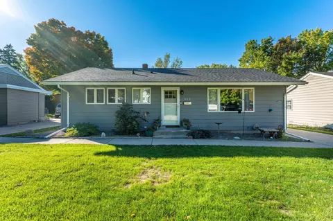 412 Everett Ave, Fergus Falls, MN 56537