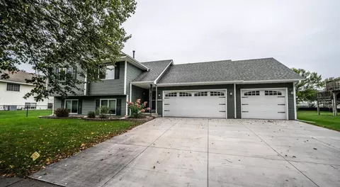 1107 Walnut St, Farmington, MN 55024