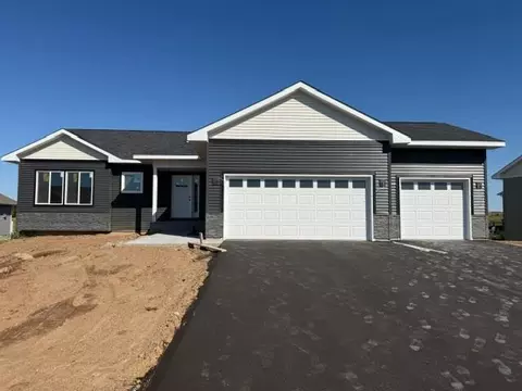 1882 Cypress Trl, New Richmond, WI 54017
