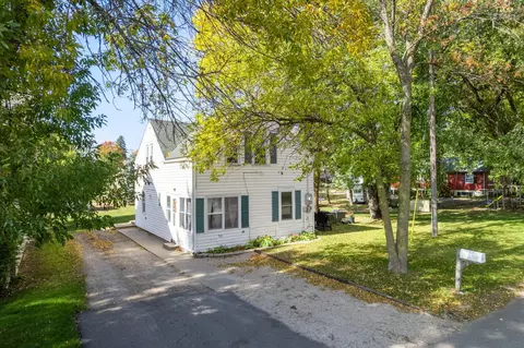511 Ellsworth Ave, South Haven, MN 55382