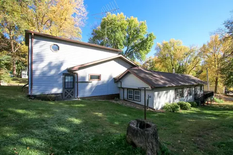 Exterior - 124 E Saint Paul St, Darwin, MN 55324 photo 2 of 3