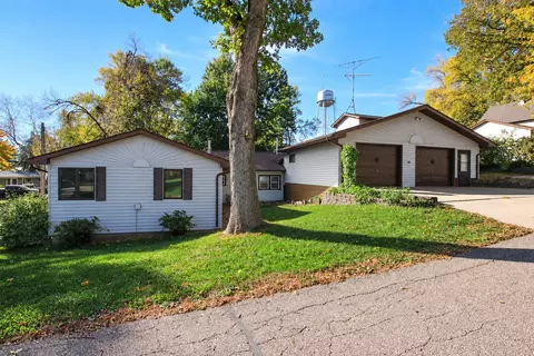 Exterior - 124 E Saint Paul St, Darwin, MN 55324 photo 1 of 3