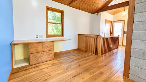 Entry Way - 48218 County 9, Staples, MN 56479 photo 1 of 5