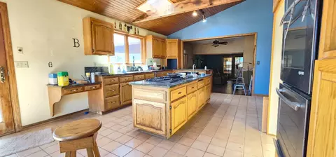 Kitchen - 48218 County 9, Staples, MN 56479 photo 2 of 6