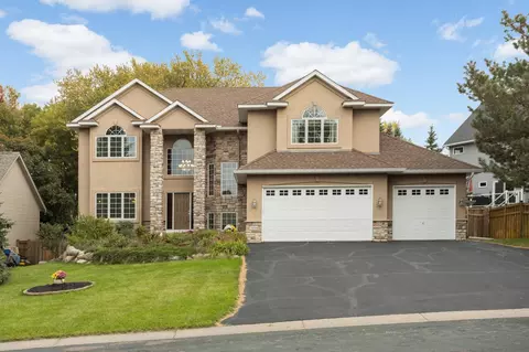 7654 Bennett Ct, Inver Grove Heights, MN 55077