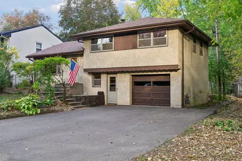 740 17th Ave N, South Saint Paul, MN 55075