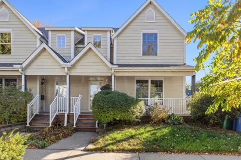 816 24th Ave NE, Minneapolis, MN 55418