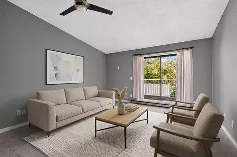 300 Shelard Pkwy #307, Saint Louis Park, MN 55426