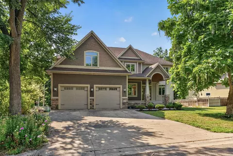 2635 Nathan Ln N, Plymouth, MN 55441