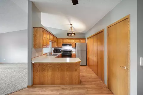 Kitchen - 11139 Edgewood Cir N, Champlin, MN 55316 photo 3 of 5