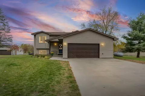 5602 285th Ave NW, Isanti, MN 55040