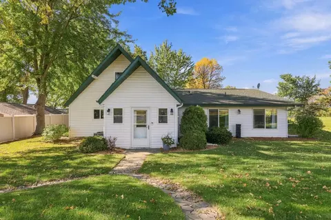 43537 Inlet Beach Rd, Pelican Rapids, MN 56572