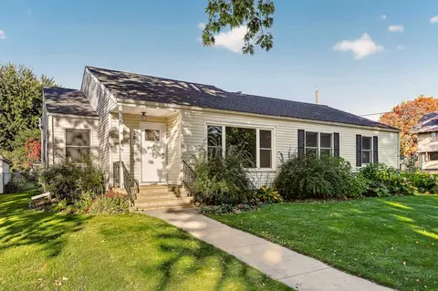 307 2nd Ave NW, Kasson, MN 55944