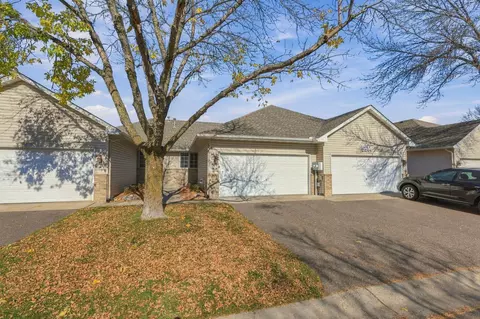 5514 Nathan Ln N #4, Plymouth, MN 55442