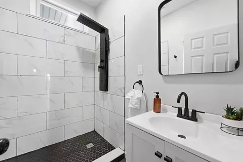 Bath - 321 7th St SW, Willmar, MN 56201 photo 1 of 3