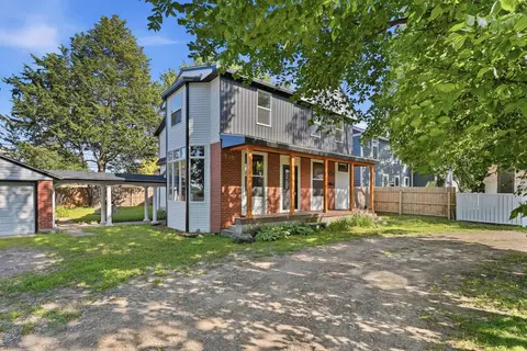 Exterior - 321 7th St SW, Willmar, MN 56201 photo 3 of 8
