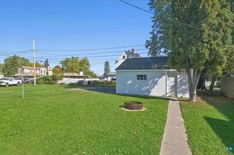 Exterior - 1619 E 4th St, Superior, WI 54880 photo 3 of 4