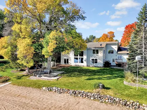 31137 Peninsula Ave, Lindstrom, MN 55045