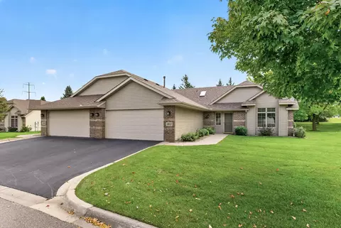 3813 Impatiens Ln N, Brooklyn Park, MN 55443