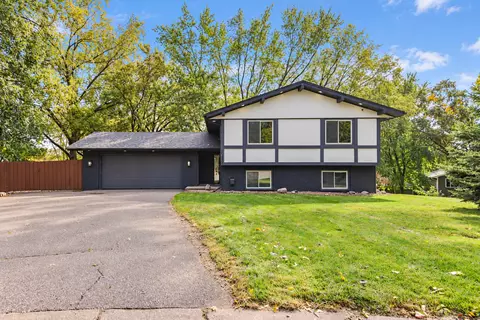 14625 40th Pl N, Plymouth, MN 55446