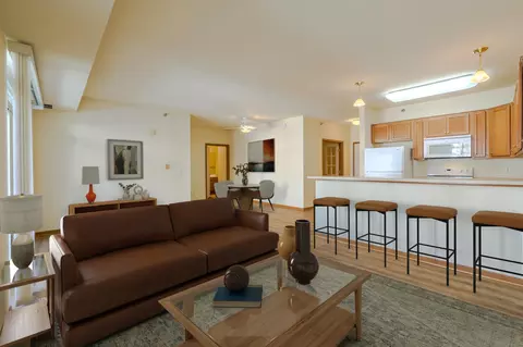 8200 W 33rd St #323, Saint Louis Park, MN 55426