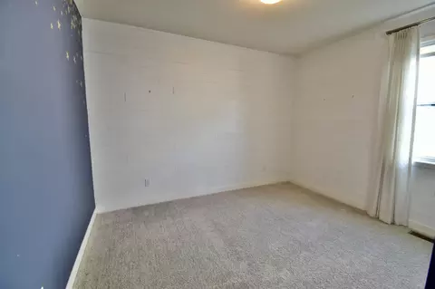 Bedroom - 5237 Jansen Ave NE, Saint Michael, MN 55376 photo 6 of 8