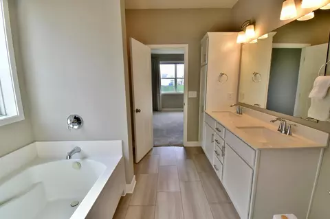 Bath - 5237 Jansen Ave NE, Saint Michael, MN 55376 photo 5 of 7
