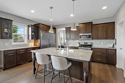 18838 Iden Ave, Lakeville, MN 55044