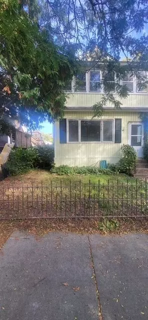 299 Harrison Ave, Saint Paul, MN 55102