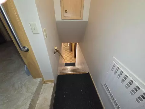 Entry Way - 537 E Ronning Ave, Appleton, MN 56208 photo 2 of 2