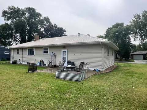 Exterior - 537 E Ronning Ave, Appleton, MN 56208 photo 2 of 4