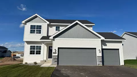 1771 Bobcat Ln, New Richmond, WI 54017