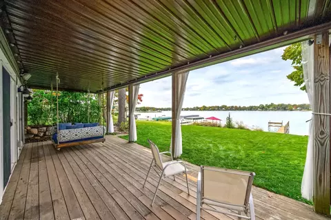 Exterior - 5060 Edgewater Dr, Mound, MN 55364 photo 5 of 8