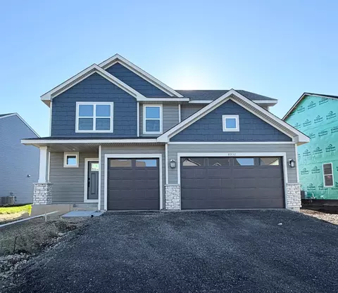 8932 Periwinkle Blvd, Woodbury, MN 55129