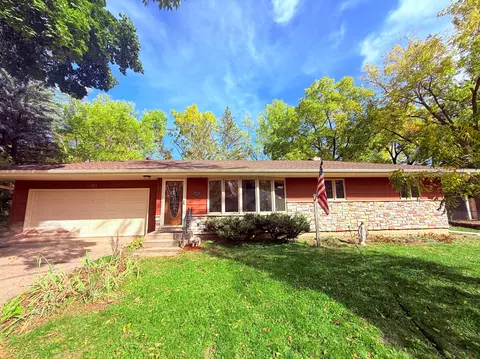 3890 Hill Ave, White Bear Lake, MN 55110