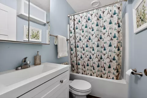 Bath - 2627 Commerce Blvd, Mound, MN 55364 photo 1 of 4