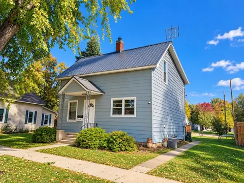 1314 Tainter St, Menomonie, WI 54751