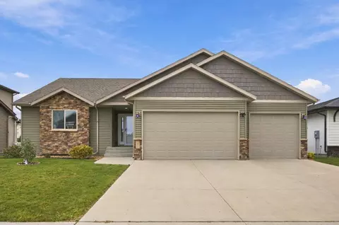 3017 2nd St E, West Fargo, ND 58078