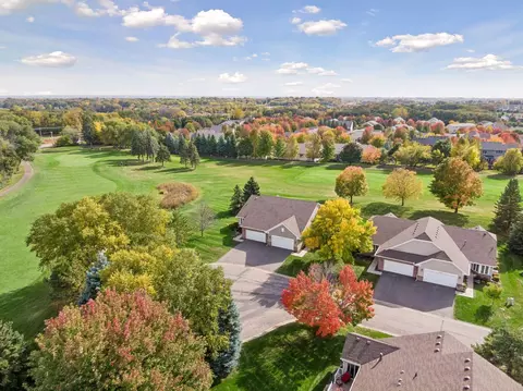 8960 Deer Run Ct, Victoria, MN 55386